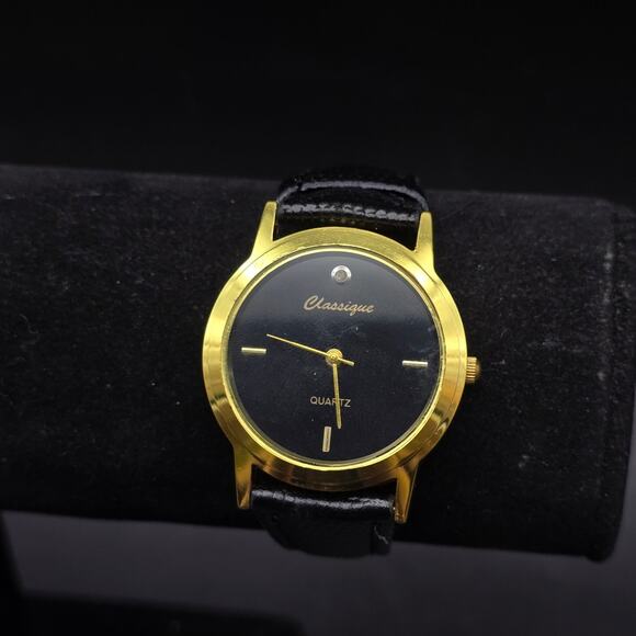 Classique Black Quartz Watch New In Box WORKS Working - Picture 12 of 13